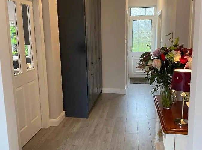 Duiche An Ri - Delightful Village Holiday home Tipperary